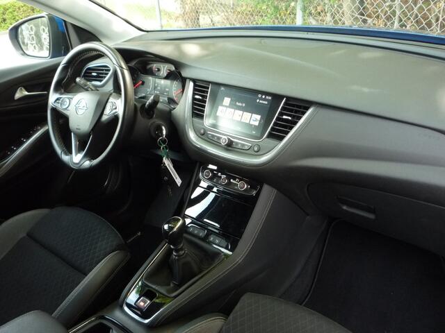 Opel Grandland X 1.2 Turbo (130Pk) Business+ Navi Camera Tr.Haak Géén Afleverkosten