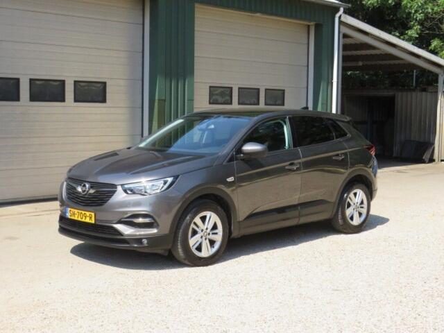 Opel Grandland X 1.2 TURBO ONLINE ED.