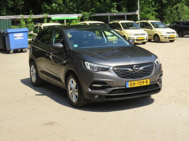 Opel Grandland X 1.2 TURBO ONLINE ED.