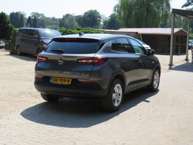 Opel Grandland X 1.2 TURBO ONLINE ED.