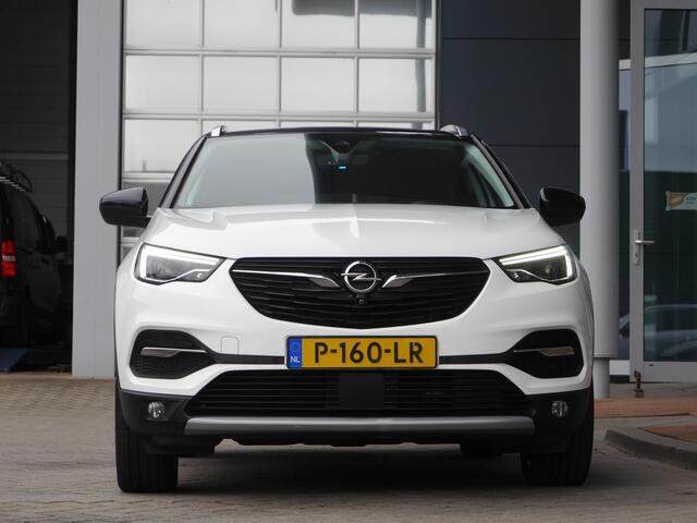 Opel Grandland X 1.6 Turbo Hybrid4 Ultimate | 300 PK | Plugin Hybrid | Stoelverwarming en ventilatie | Lederen bekleding | 19 inch Lichtmetalen velgen | Trekhaak | Full led | Apple carplay/Android auto | Rondom camera