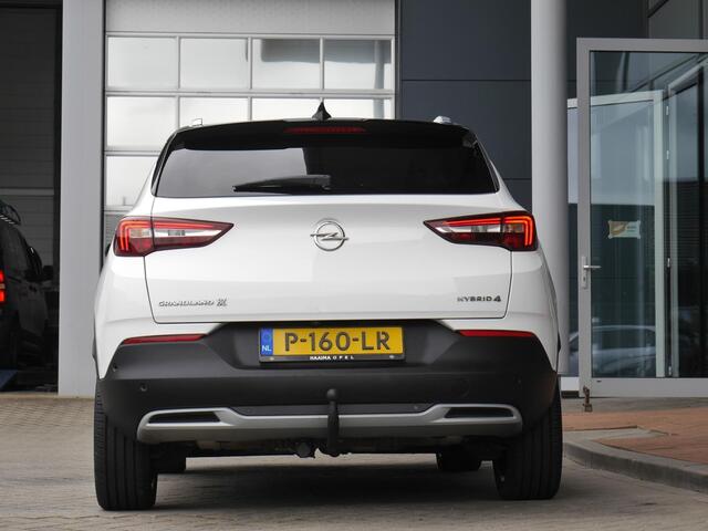 Opel Grandland X 1.6 Turbo Hybrid4 Ultimate | 300 PK | Plugin Hybrid | Stoelverwarming en ventilatie | Lederen bekleding | 19 inch Lichtmetalen velgen | Trekhaak | Full led | Apple carplay/Android auto | Rondom camera