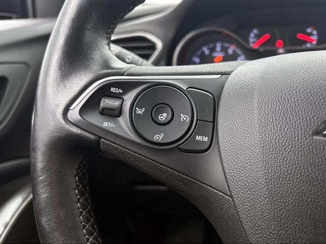 Opel Grandland X 1.2 Turbo Innovation | Camera | Stoelverwarming | Climate control
