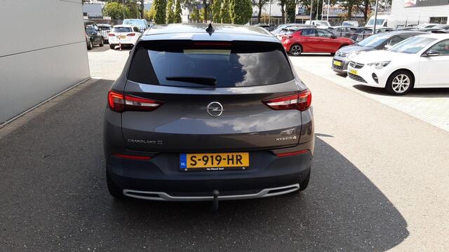 Opel Grandland X 1.6 Turbo Hybrid4 Ultimate Leder - A-Camera - stoelverwarming/koeling All season banden
