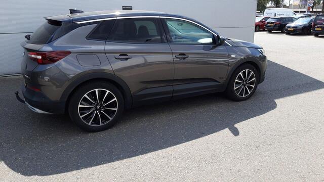 Opel Grandland X 1.6 Turbo Hybrid4 Ultimate Leder - A-Camera - stoelverwarming/koeling All season banden
