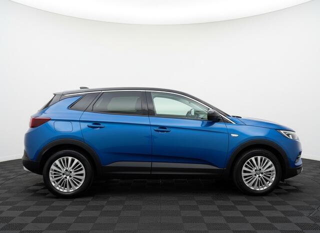 Opel Grandland X 1.2 Turbo 130pk Executive, Pano | Clima | Navi & CarPlay