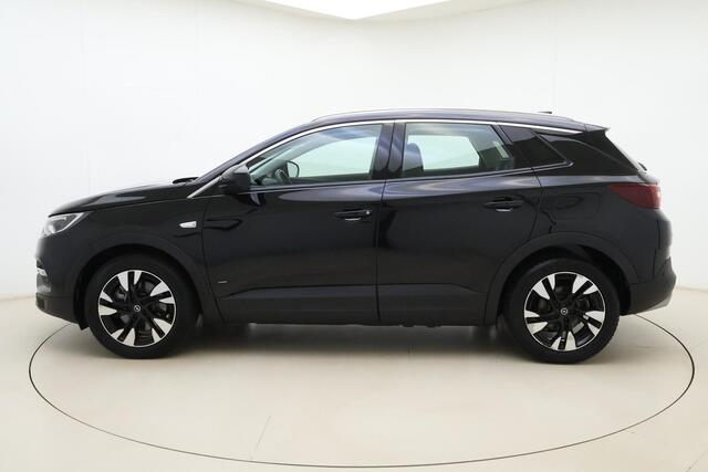 Opel Grandland X 1.6 Turbo Hybrid Business Elegance 225 PK Automaat | Trekhaak | Camera | Keyless | Elektrische achterklep | Climate control | Stoelverwarming | Dakrails
