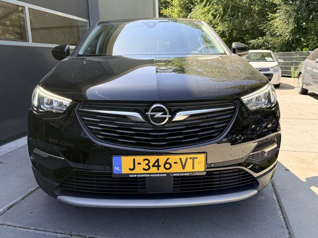 Opel Grandland X 1.2 Turbo 130pk Automaat Business Executive Navigatie Trekhaak Apple Carplay Lane Assist