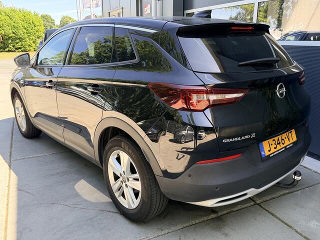 Opel Grandland X 1.2 Turbo 130pk Automaat Business Executive Navigatie Trekhaak Apple Carplay Lane Assist