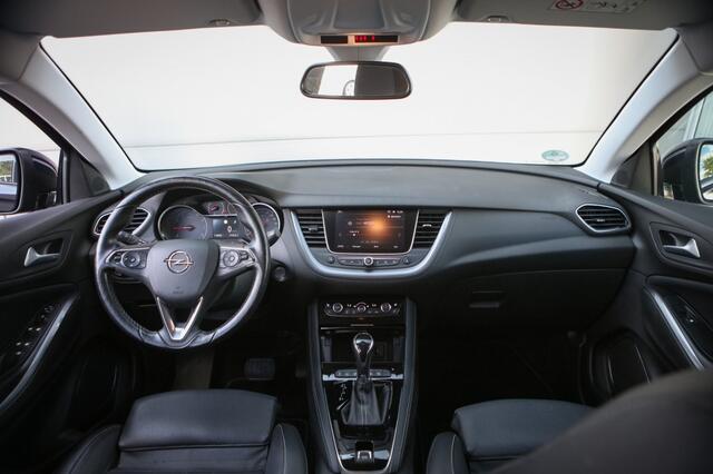 Opel Grandland X 1.2 Turbo Innovation | Stoelverkoeling | Trekhaak | All season |