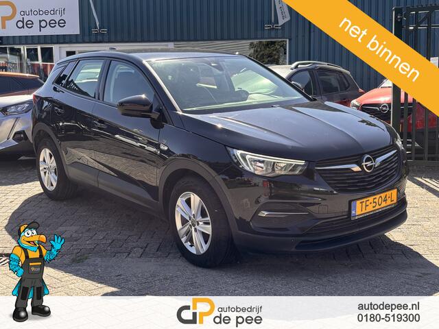 Opel Grandland X 1.2 Turbo Online Edition GARANTIE/AUTOMAAT/TREKHAAK/CRUISE/CLIMA/CARPLAY/SENS. V+A rijklaarprijs!