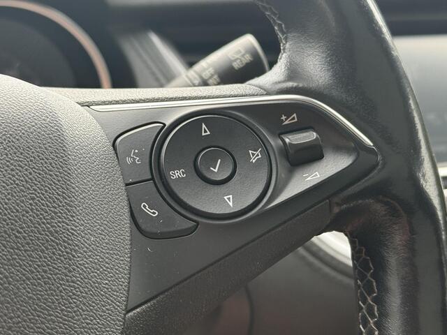Opel Grandland X 1.2 Turbo Innovation Panoramadak l Camera l PDC l Trekhaak l