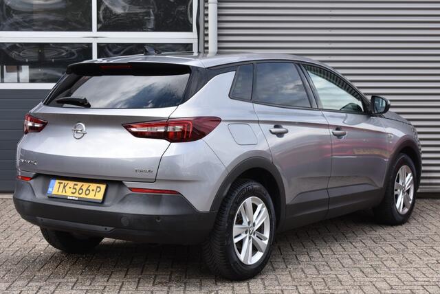 Opel Grandland X 1.2 TURBO ONLINE EDITION / 1e EIGENAAR / P.DAK / NAVI + APPLE/ANDROID AUTO