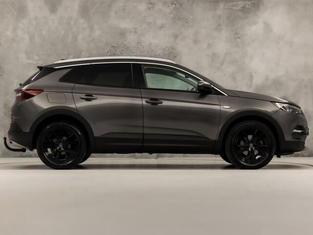 Opel Grandland X 1.2 Turbo Deluxe (MEMORY SEAT, LEDER, STOELKOELING/VERWARMING, APPLE CARPLAY, STOELVERWARMING ACHTER, GETINT GLAS, KEYLESS, TREKHAAK, ELEK ACHTERKLEP, NIEUWSTAAT)