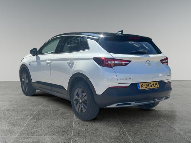 Opel Grandland X Edition 2020 1.2 Turbo 130pk | TREKHAAK | CAMERA | NAVI | APPLE CARPLAY / ANDROID AUTO | CLIMA | DAB+ | TWO-TONE |