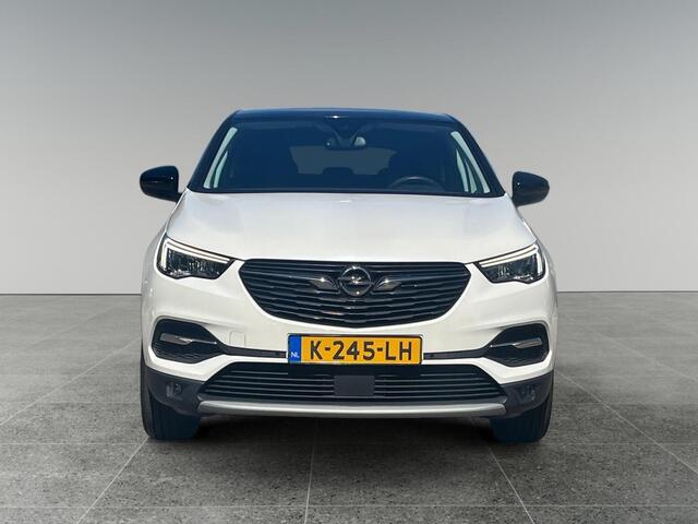 Opel Grandland X Edition 2020 1.2 Turbo 130pk | TREKHAAK | CAMERA | NAVI | APPLE CARPLAY / ANDROID AUTO | CLIMA | DAB+ | TWO-TONE |