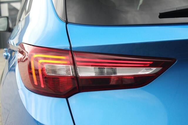 Opel Grandland X 1.2 Turbo Business Executive | Incl. 12 maanden garantie | Elektrische kofferklep | Parkeersensoren | Keyless | Navigatie | Bluetooth | Cruise control | Climate control | Airco | Lichtmetalen velgen