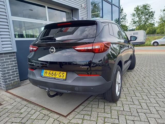 Opel Grandland X 1.2 Turbo Business Executive - TREKHAAK - CARPLAY / ANDROID - NAVI - CLIMA - CRUISE - STOELVERW / STUURVERW -