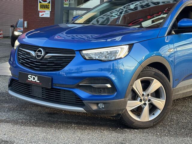 Opel Grandland X 1.6 Turbo Hybrid Business Elegance // NAVI // CLIMA // CRUISE // ELEK. ACHTERKLEP //