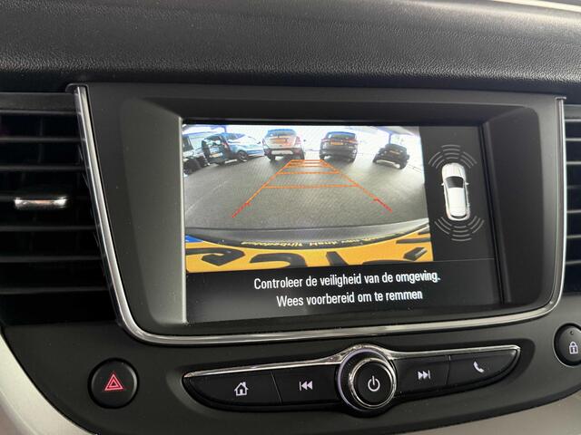 Opel Grandland X 1.2 Turbo Business Executive Automaat | Camera | PDC | Carplay | Stoelverwarming.