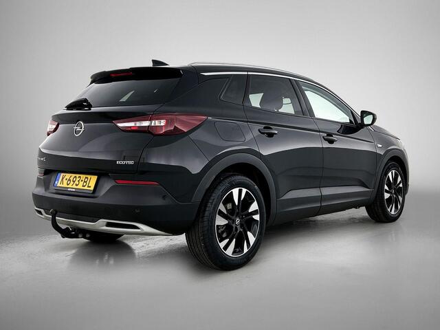 Opel Grandland X 130pk Innovation | 1ste eigenaar | | Trekhaak | Camera | Dodehoekdetectie | Navigatie | AGR stoel | 18"LMV Bi Color