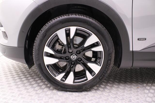 Opel Grandland X 1.6 Turbo Hybrid Elegance | Automaat | Elektr. achterklep | Stoelverwarming | Verwarmde voorruit | Carplay | Pdc v/a+camera | spiegels elektr. inklapbaar | Climate | Navigatie | Cruise | Bluetooth