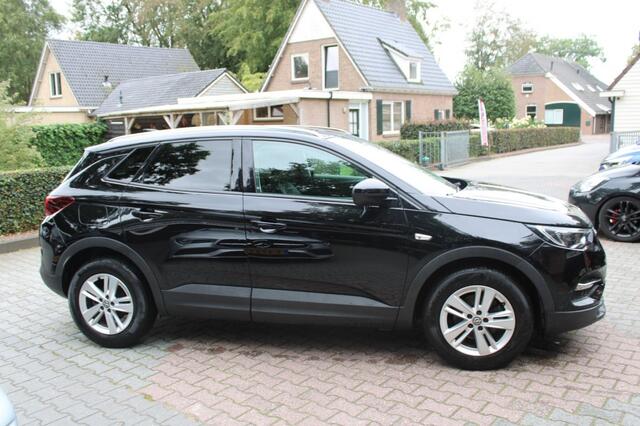 Opel Grandland X 1.2 Turbo 130PK Business Edition - Navi Carplay Camera