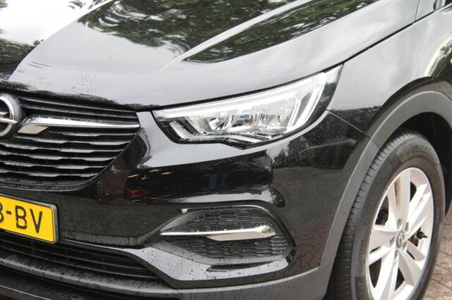 Opel Grandland X 1.2 Turbo 130PK Business Edition - Navi Carplay Camera