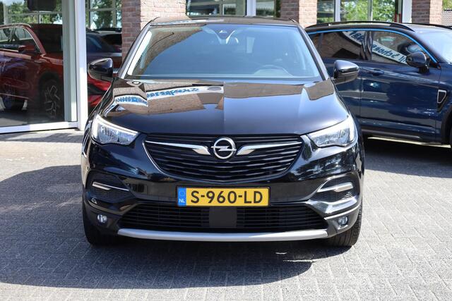 Opel Grandland X 1.2 Turbo Ultimate STUUR/STOELVERW. STOELVERNTILATIE MEMORY CARPLAY CAMERA DAB CRUISE NAVI 2xPDC 19''LMV