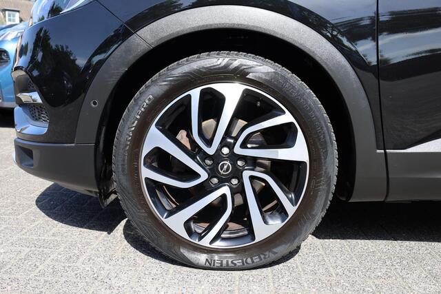 Opel Grandland X 1.2 Turbo Ultimate STUUR/STOELVERW. STOELVERNTILATIE MEMORY CARPLAY CAMERA DAB CRUISE NAVI 2xPDC 19''LMV