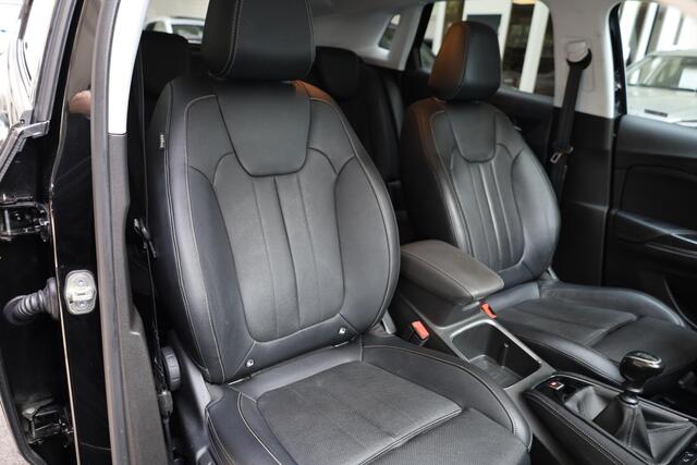 Opel Grandland X 1.2 Turbo Ultimate STUUR/STOELVERW. STOELVERNTILATIE MEMORY CARPLAY CAMERA DAB CRUISE NAVI 2xPDC 19''LMV