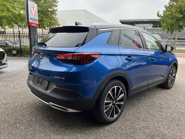 Opel Grandland X 1.6 Turbo Hybrid4 Ultimate 300PK! // TREKHAAK // NAVI // CRUISE // CLIMA // CAMERA // MEMORY SEATS // DAB RADIO //