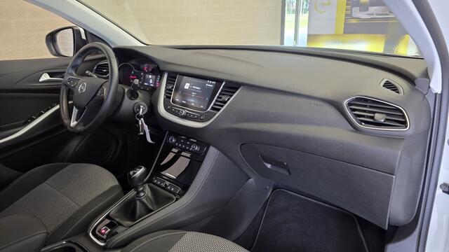 Opel Grandland X 1.2 Turbo Edition