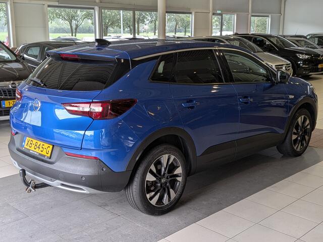Opel Grandland X 1.2 Turbo Business Executive Automaat Airco, Cruise Control, Trekhaak, Stuurbekrachtiging