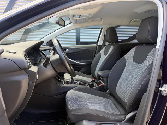 Opel Grandland X 1.2 Turbo Online Edition |Navi|Carplay|Trekhaak|PDC|Clima|Cruise|N.A.P|APK tot 02-2027