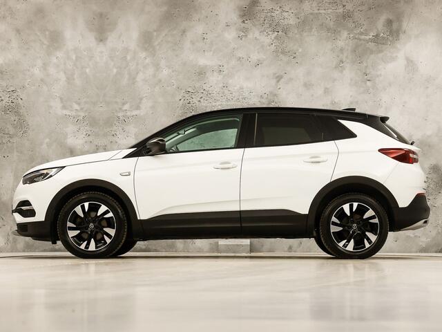 Opel Grandland X 1.2 Turbo Elegance (STOELVERWARMING/KOELING, APPLE CARPLAY, 360 CAMERA, MEMORY SEAT, LEDER, GETINT GLAS, STUURWIEL VERWARMD, NIEUWE APK, NIEUWSTAAT)