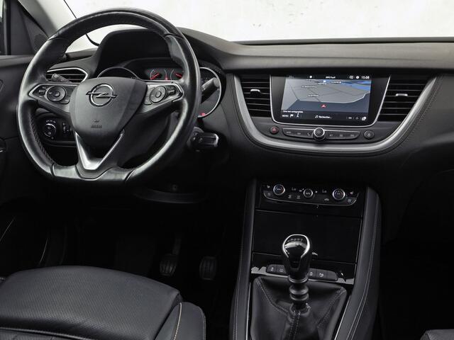 Opel Grandland X 1.2 Turbo Elegance (STOELVERWARMING/KOELING, APPLE CARPLAY, 360 CAMERA, MEMORY SEAT, LEDER, GETINT GLAS, STUURWIEL VERWARMD, NIEUWE APK, NIEUWSTAAT)