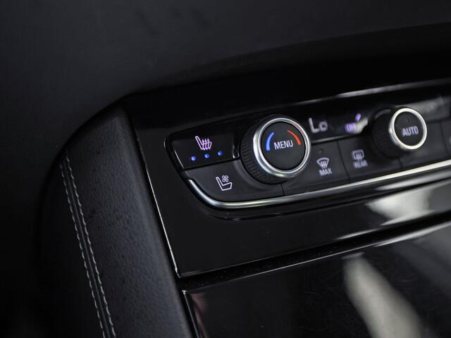 Opel Grandland X 1.2 Turbo Elegance (STOELVERWARMING/KOELING, APPLE CARPLAY, 360 CAMERA, MEMORY SEAT, LEDER, GETINT GLAS, STUURWIEL VERWARMD, NIEUWE APK, NIEUWSTAAT)