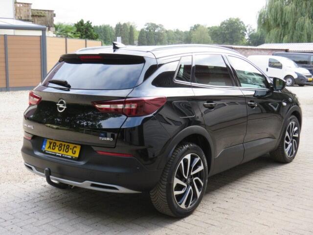 Opel Grandland X 1.2 TURBO ULTIMATE – foto 5