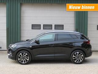 Opel Grandland X 1.2 TURBO ULTIMATE
