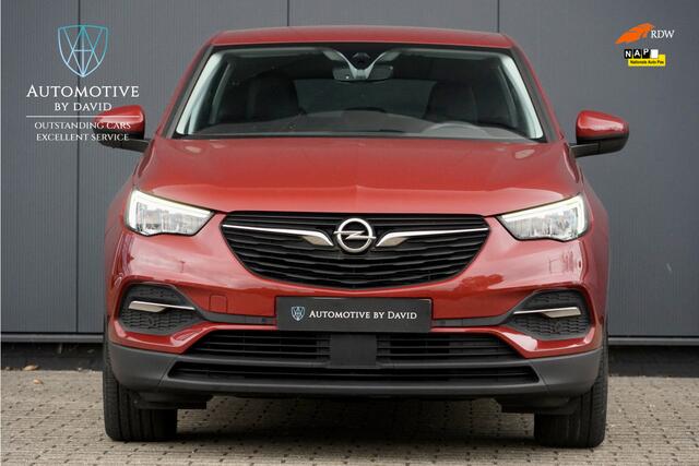 Opel Grandland X 1.6 TURBO 229 pk HYBRID BUSINESS AUTOMAAT / Z.G.A.N. / GRATIS ONDERHOUD en APK / APPLE CARPLAY / NAVIGATIE / LED KOPLAMPEN / 18 INCH LMV / LANE ASSIST / CRUISE CONTROL / DAB + – foto 3