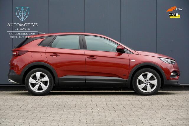 Opel Grandland X 1.6 TURBO 229 pk HYBRID BUSINESS AUTOMAAT / Z.G.A.N. / GRATIS ONDERHOUD en APK / APPLE CARPLAY / NAVIGATIE / LED KOPLAMPEN / 18 INCH LMV / LANE ASSIST / CRUISE CONTROL / DAB + – foto 6