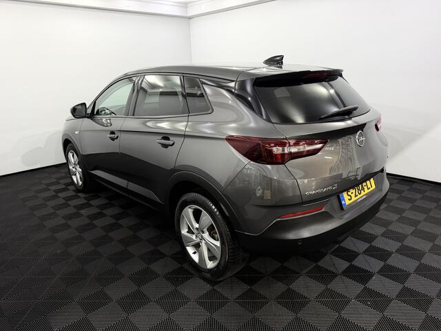 Opel Grandland X 1.2 Turbo Edition 2020 Apple carplay, Parkeersensoren, Airco, Stoelverwarming, Rijstrook correctie, A start stop, Lichtmetalen velgen, Cruise control