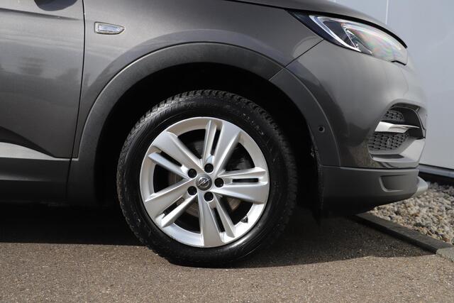Opel Grandland X 1.2 Turbo Elegance 131PK Automaat LMV Sportstoelen Stoelverwarming Navigatie Achteruitrijcamera Climate Cruise Control