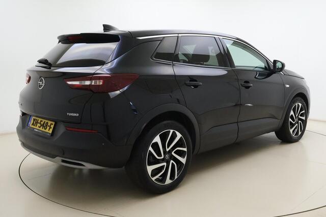 Opel Grandland X 1.2 Turbo Innovation 130 PK | Lederen bekleding | Panoramadak | Electrische achterklep | Stoel en achterbankverwarming | Keyless | Camera