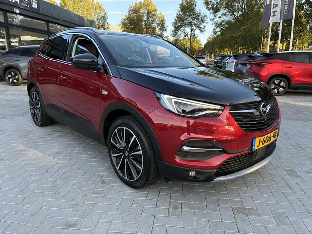 Opel Grandland X 1.6 Turbo Hybrid4 Automaat Ultimate | ECC | Navigatie | Leder | Winterpakket | Stoelventilatie | Camera | Trekhaak | 19" LM-Velgen | Zeer kompleet