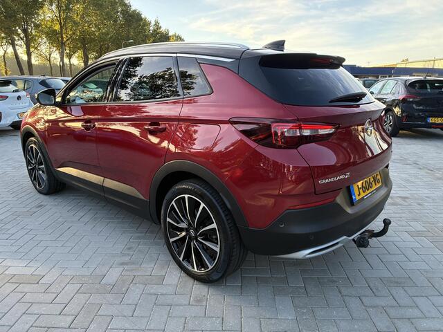 Opel Grandland X 1.6 Turbo Hybrid4 Automaat Ultimate | ECC | Navigatie | Leder | Winterpakket | Stoelventilatie | Camera | Trekhaak | 19" LM-Velgen | Zeer kompleet
