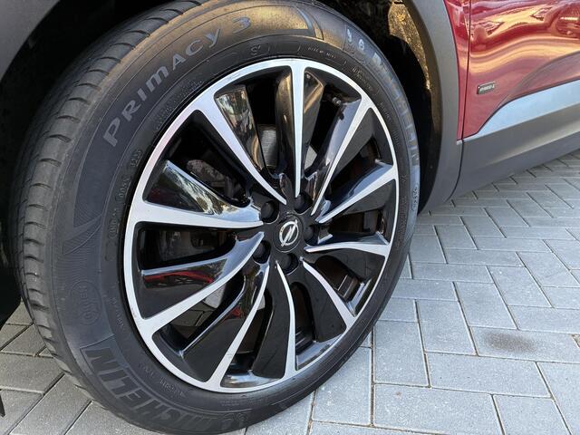 Opel Grandland X 1.6 Turbo Hybrid4 Automaat Ultimate | ECC | Navigatie | Leder | Winterpakket | Stoelventilatie | Camera | Trekhaak | 19" LM-Velgen | Zeer kompleet