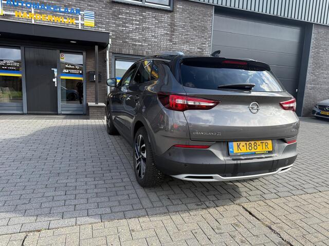 Opel Grandland X 1.6 Turbo Hybrid Elegance
