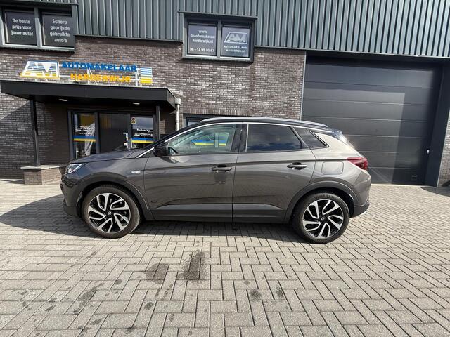 Opel Grandland X 1.6 Turbo Hybrid Elegance